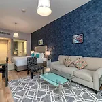 Yanjoon Holiday Homes - Palm Views Apartments