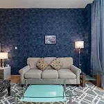 Yanjoon Holiday Homes - Palm Views Apartments